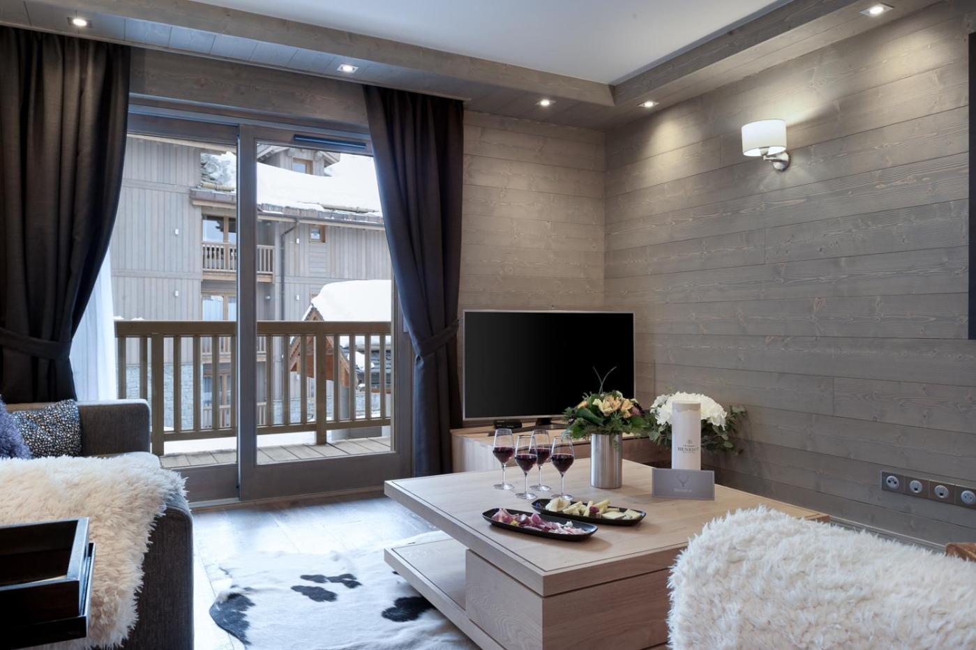 Le C By Alpine Residences