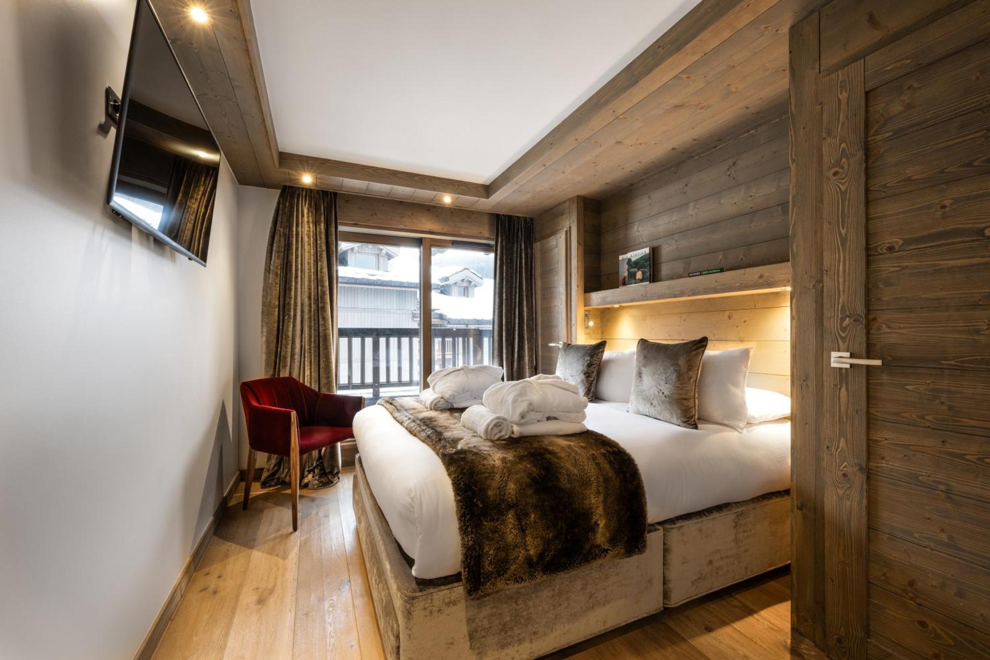 Le C By Alpine Apartment