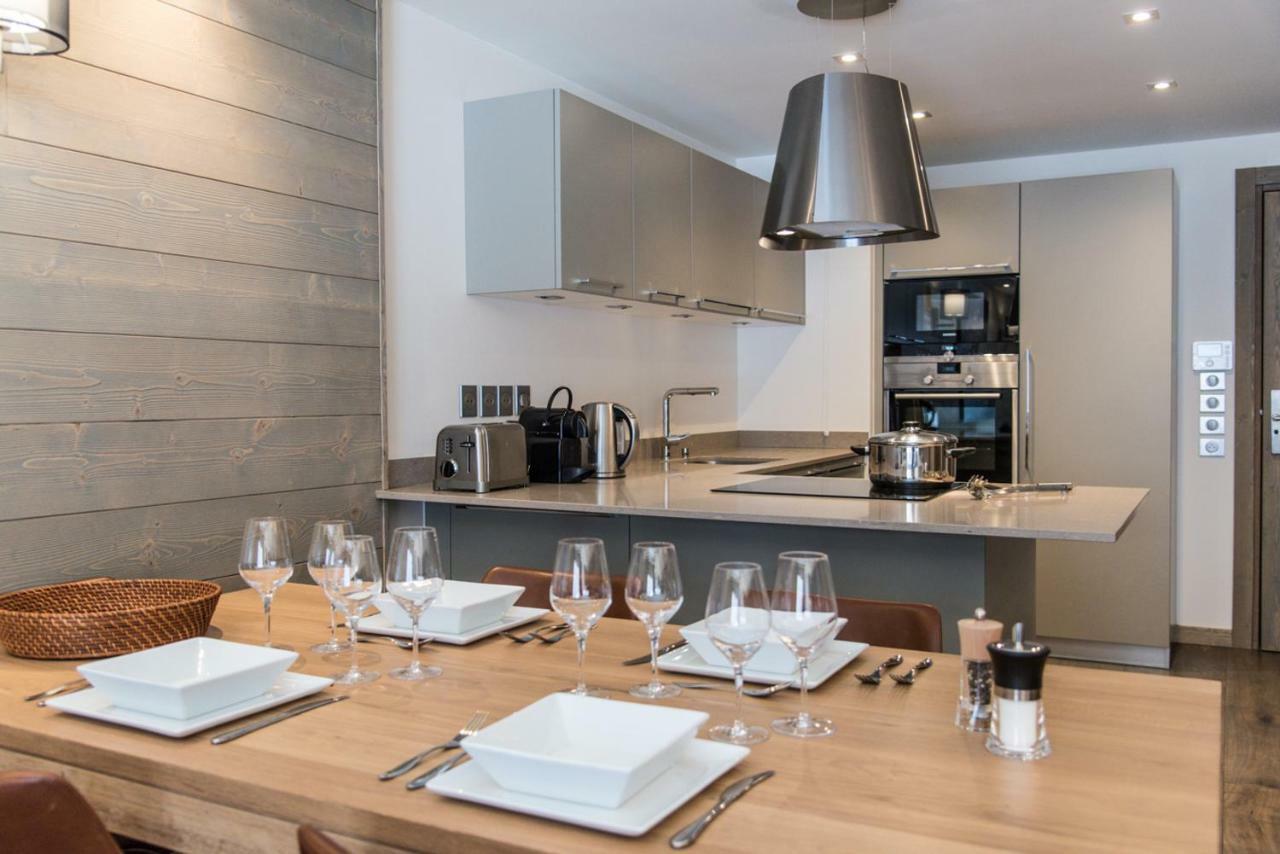 Le C By Alpine Apartment *